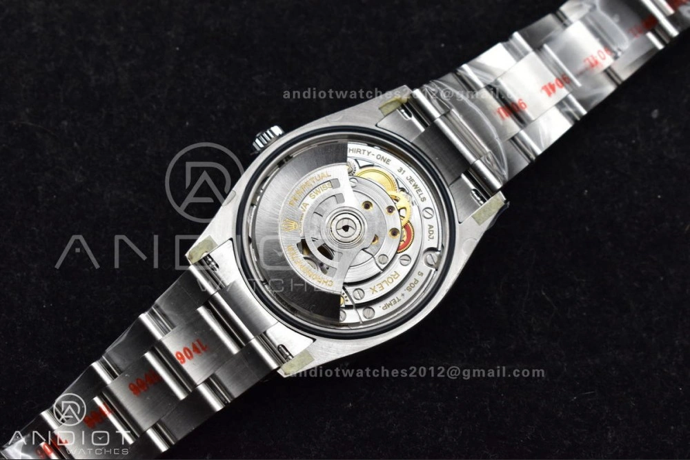 Oyster Perpetual 126000 36mm Clean 1:1 Best Edition 904L Steel Red Dial VR3230