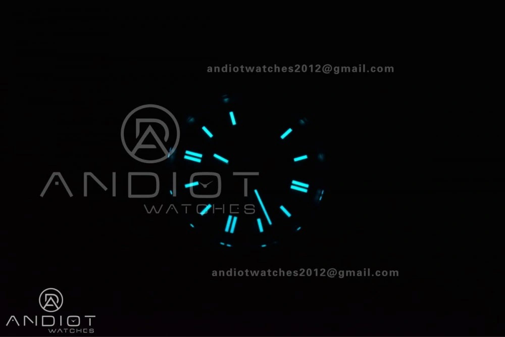 Oyster Perpetual 126000 36mm Clean 1:1 Best Edition 904L Steel Red Dial VR3230