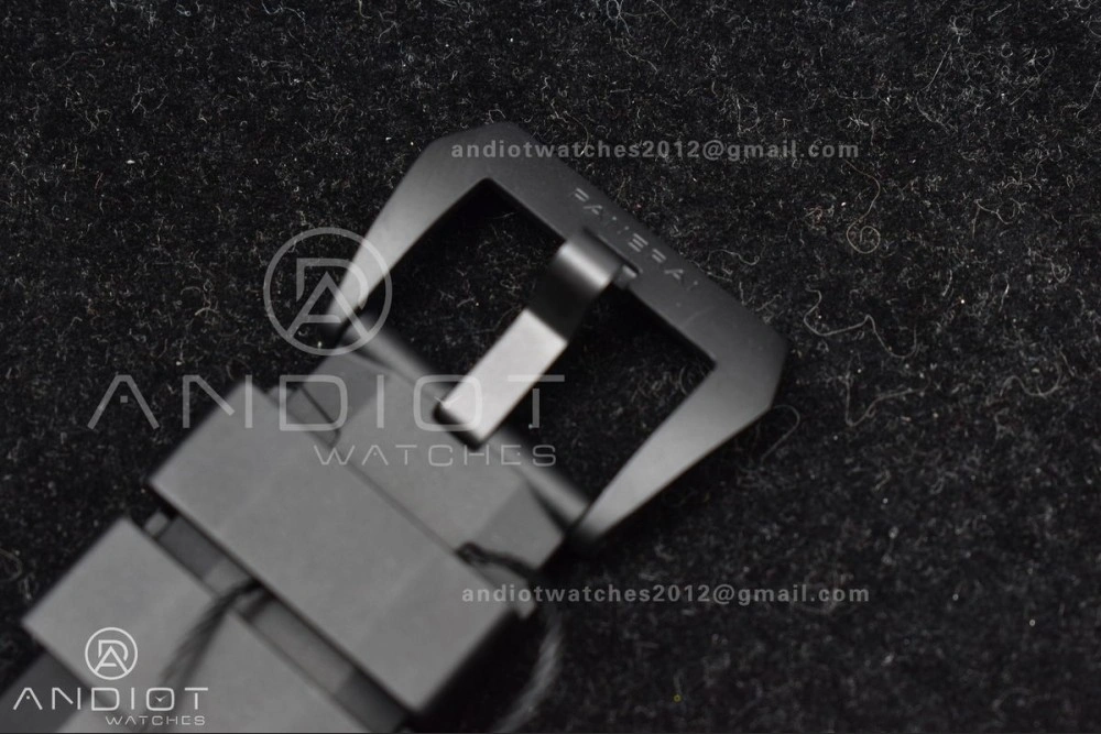 PAM1070 W SBF 1:1 Best Edition Black Dial on Black Rubber Strap P900