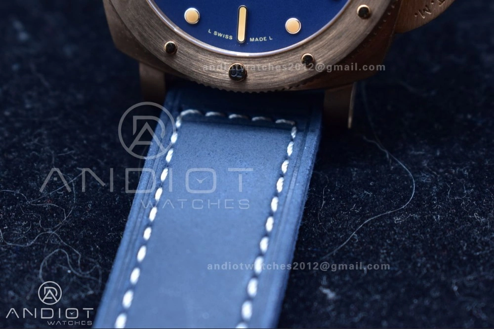 PAM1074 W Bronzo VSF 1:1 Best Edition Blue Dial on Blue Calfskin Strap P.900 Clone