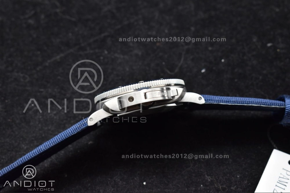 PAM1289 VSF 1:1 Best Edition Blue Dial on Blue Nylon Strap P900