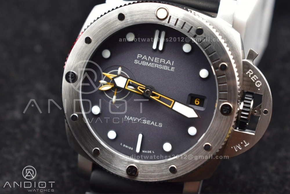 PAM1323 VSF 1:1 Best Edition Grey Dial On Black Rubber Strap P900