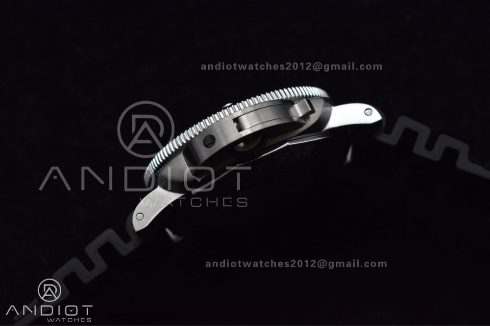 PAM1323 VSF 1:1 Best Edition Grey Dial On Black Rubber Strap P900