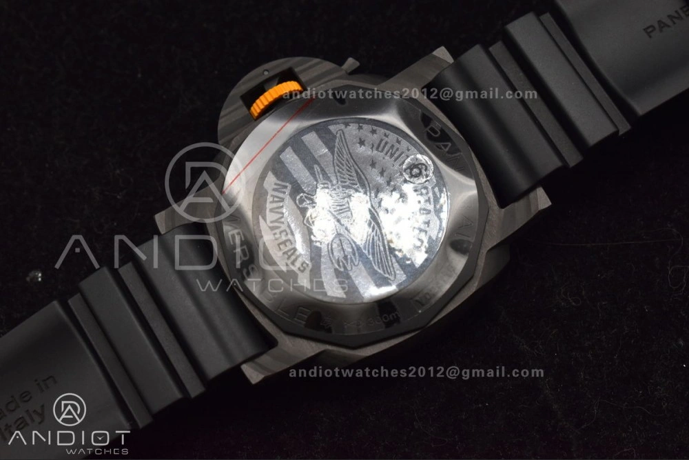 PAM1324 Carbotech VSF 1:1 Best Edition Black Dial On Black Rubber Strap P900