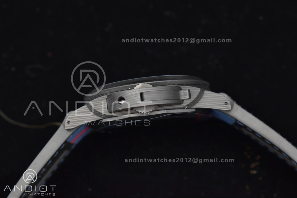 PAM1529 Luna Rossa Carbon-tech VSF 1:1 Best Edition on Blue Fabric Strap P.9010 Clone
