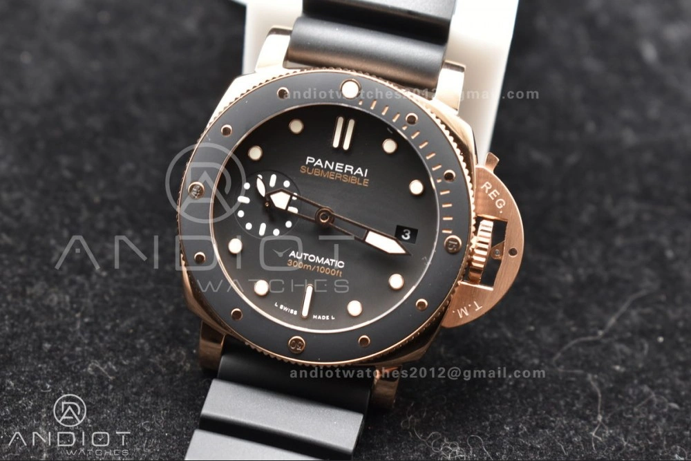 PAM2164 Submersible 42mm VSF Best Edition Black Dial on Black Rubber Strap P900