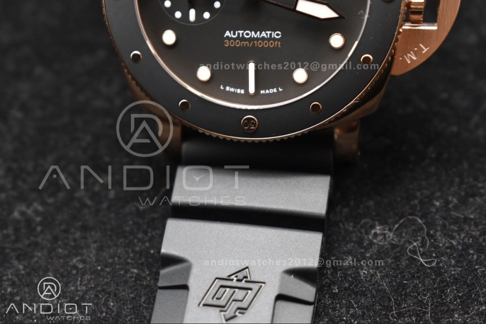 PAM2164 Submersible 42mm VSF Best Edition Black Dial on Black Rubber Strap P900