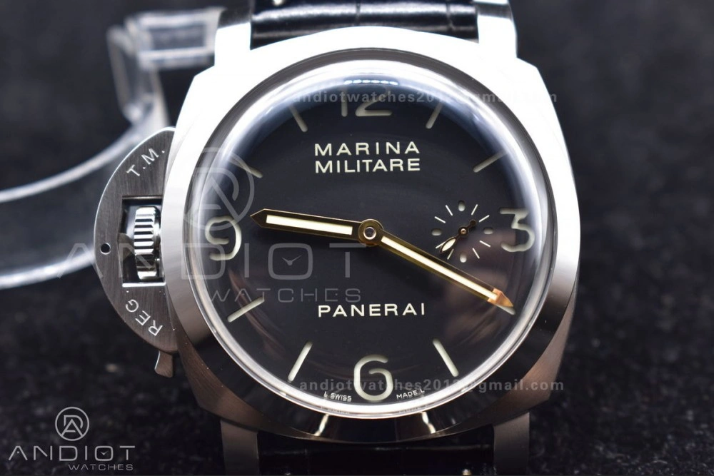 PAM217 H XF 1:1 Best Edition Superlumed Dial on Black Leather Strap A6497 with Y-Incabloc