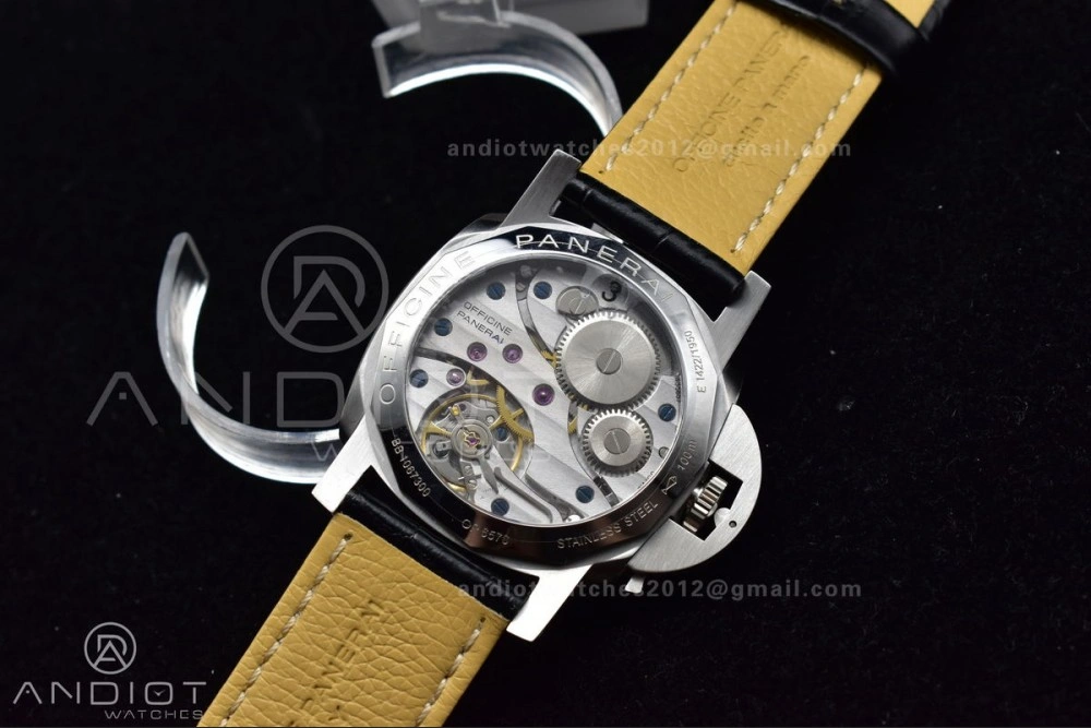 PAM217 H XF 1:1 Best Edition Superlumed Dial on Black Leather Strap A6497 with Y-Incabloc