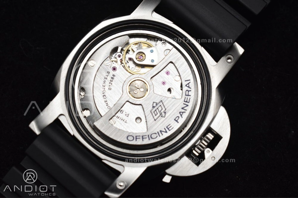 PAM2223 Submersible 42mm VSF Best Edition White Dial on Black Rubber Strap P900