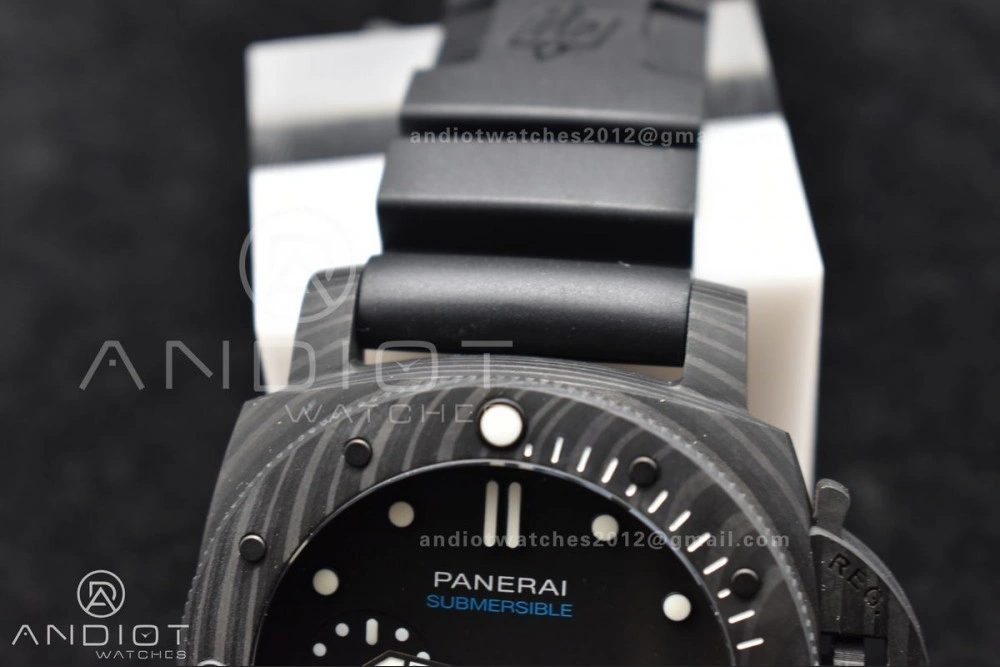 PAM2231 Carbotech 42mm VSF Best Edition Black Dial on Rubber Strap P.900 Clone