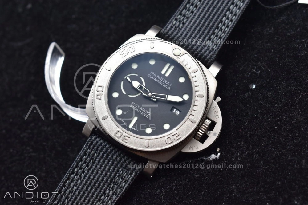 PAM984 Mike Horn Submersible VSF 1:1 Best Edition Black Dial on Black Nylon Strap P.9010 Clone