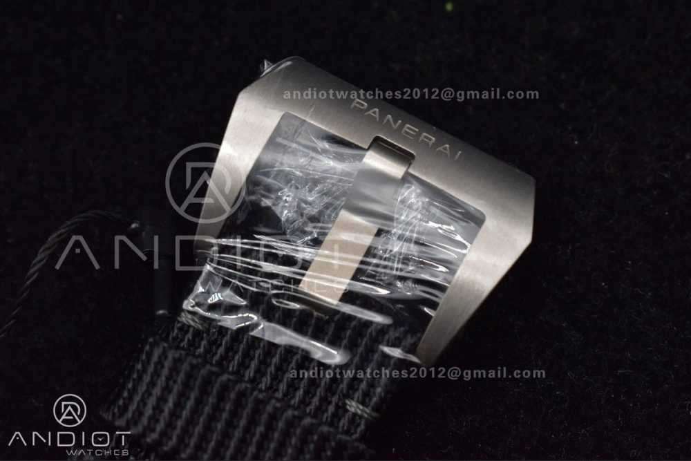 PAM984 Mike Horn Submersible VSF 1:1 Best Edition Black Dial on Black Nylon Strap P.9010 Clone