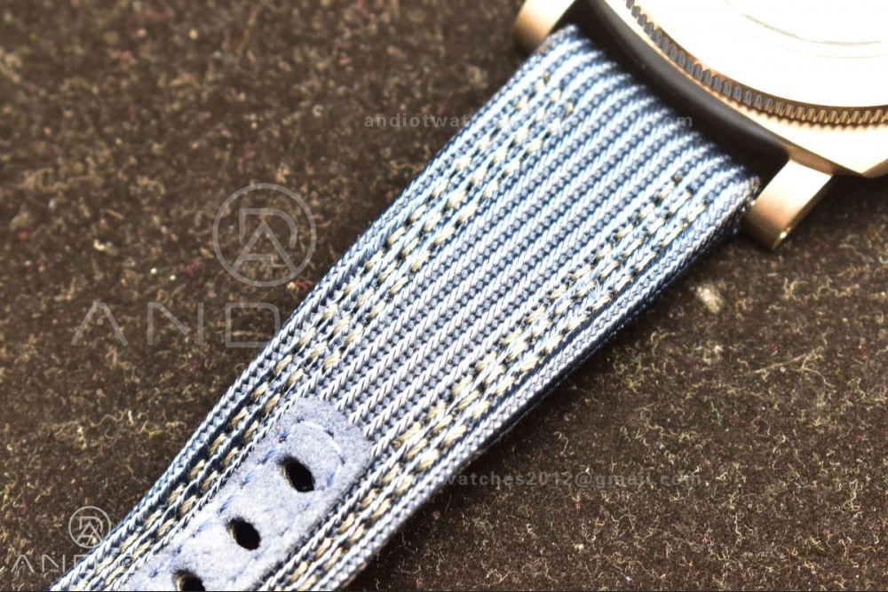 PAM985 Mike Horn Submersible Tit Blue TI NY VSF P9010