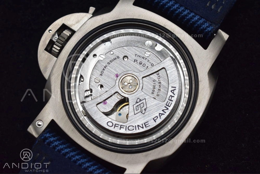 PAM985 Mike Horn Submersible Tit Blue TI NY VSF P9010