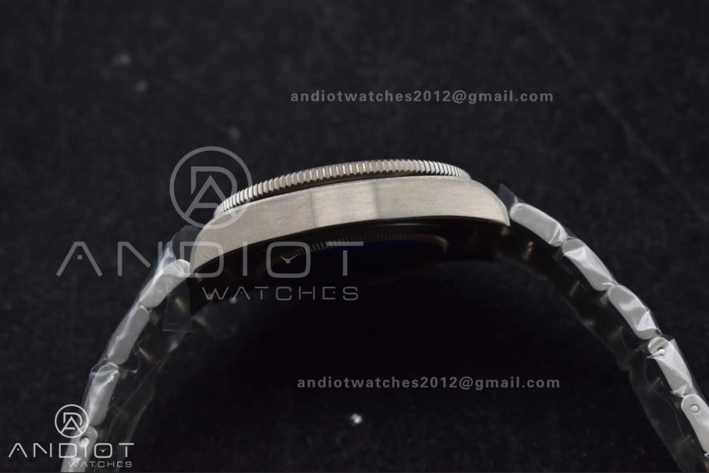Pelagos 39mm Titanium ZF 1:1 Best Edition Black Dial on Titanium Bracelet A2824