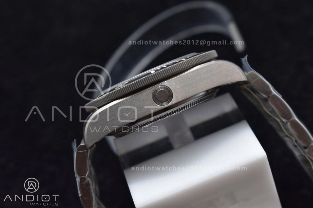 Pelagos Titanium LHD XF 1:1 Best Edition Black Dial on Titanium Bracelet A2824