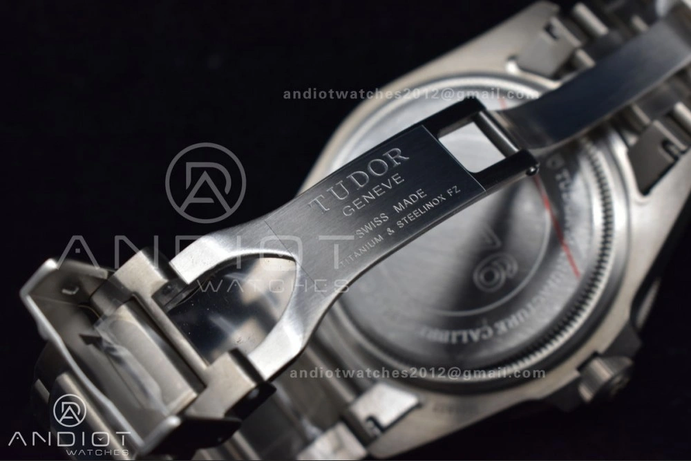 Pelagos Titanium LHD XF 1:1 Best Edition Black Dial on Titanium Bracelet A2824