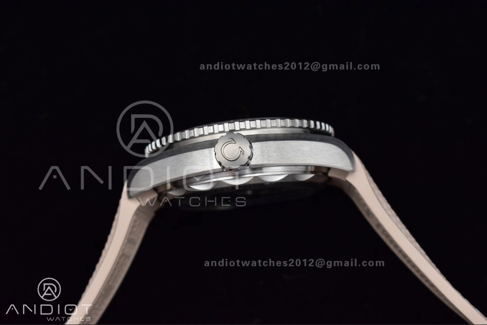 Planet Ocean 43.5mm SS VSF 1:1 Best Edition Brown Bezel Sand Dial on Sand Rubber Strap A8900 Super Clone