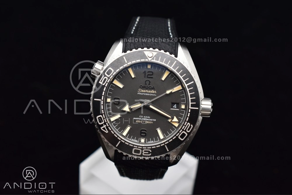 Planet Ocean 43.5mm SS VSF 1:1 Best Edition Gray Bezel Gray Dial on Black Rubber Strap A8900 Super Clone