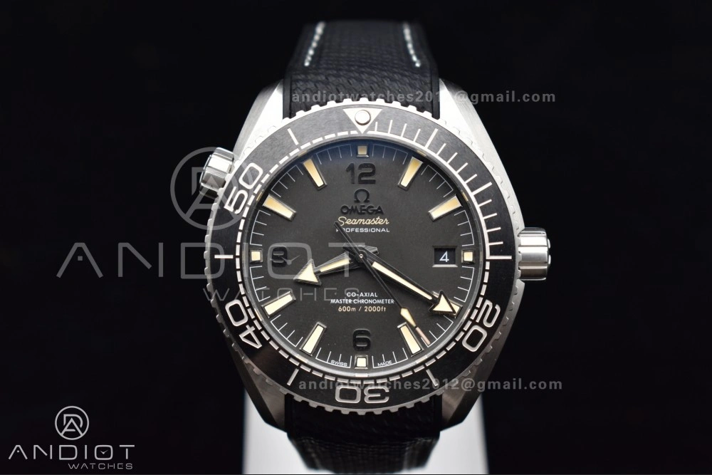 Planet Ocean 43.5mm SS VSF 1:1 Best Edition Gray Bezel Gray Dial on Black Rubber Strap A8900 Super Clone