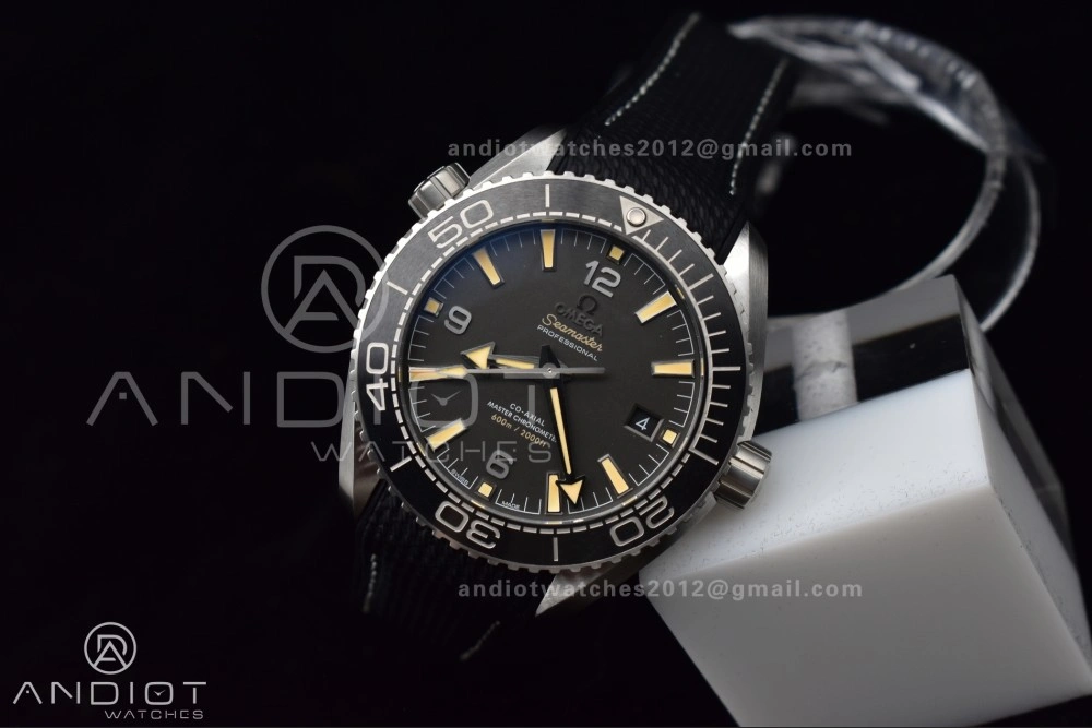 Planet Ocean 43.5mm SS VSF 1:1 Best Edition Gray Bezel Gray Dial on Black Rubber Strap A8900 Super Clone