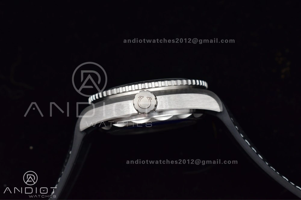 Planet Ocean 43.5mm SS VSF 1:1 Best Edition Gray Bezel Gray Dial on Black Rubber Strap A8900 Super Clone