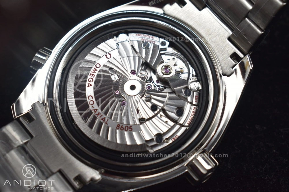 Planet Ocean 600M Co-Axial GMT 43.5mm VSF 1:1 Best Edition Blue Dial Blue Ceramic Bezel on SS Bracelet A8605 Super Clone