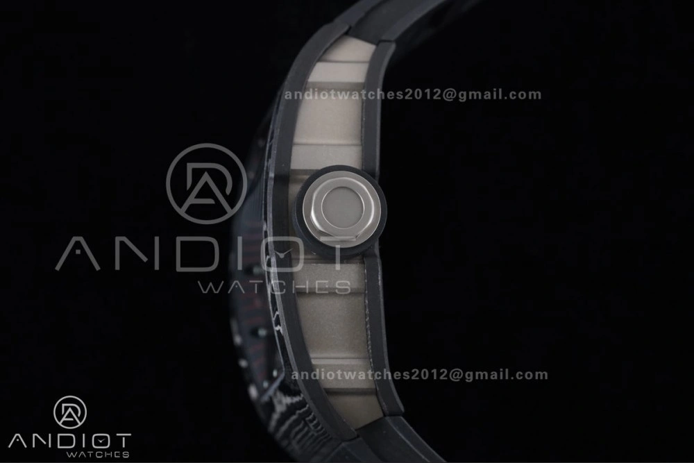 RM055 NTPT Ti APSF 1:1 Best Edition Black Inner Bezel Black Crown on Black Rubber Strap RMUL2 Super Clone