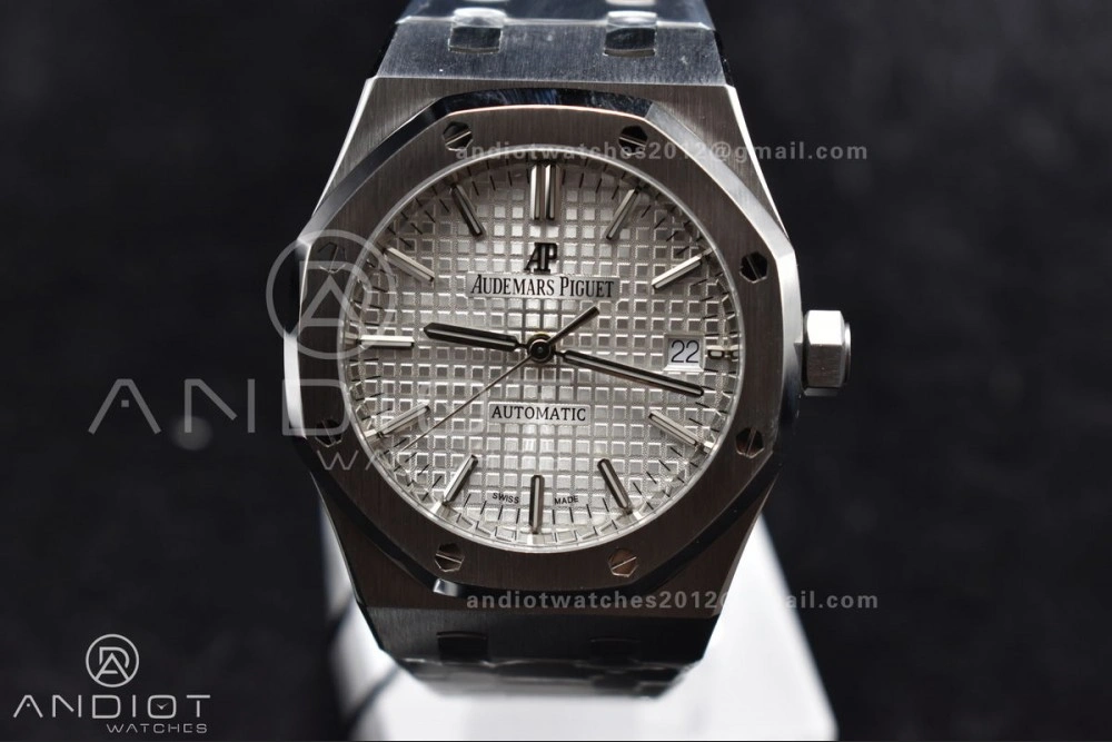 Royal Oak 37mm 15450 SS ZF 1:1 Best Edition White Textured Dial on SS Bracelet SA3120 Super Clone