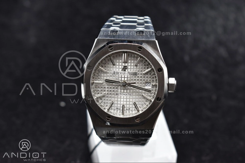 Royal Oak 37mm 15450 SS ZF 1:1 Best Edition White Textured Dial on SS Bracelet SA3120 Super Clone
