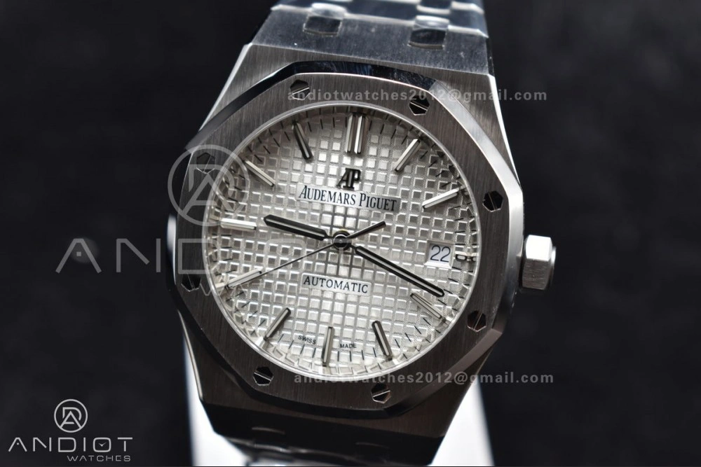 Royal Oak 37mm 15450 SS ZF 1:1 Best Edition White Textured Dial on SS Bracelet SA3120 Super Clone