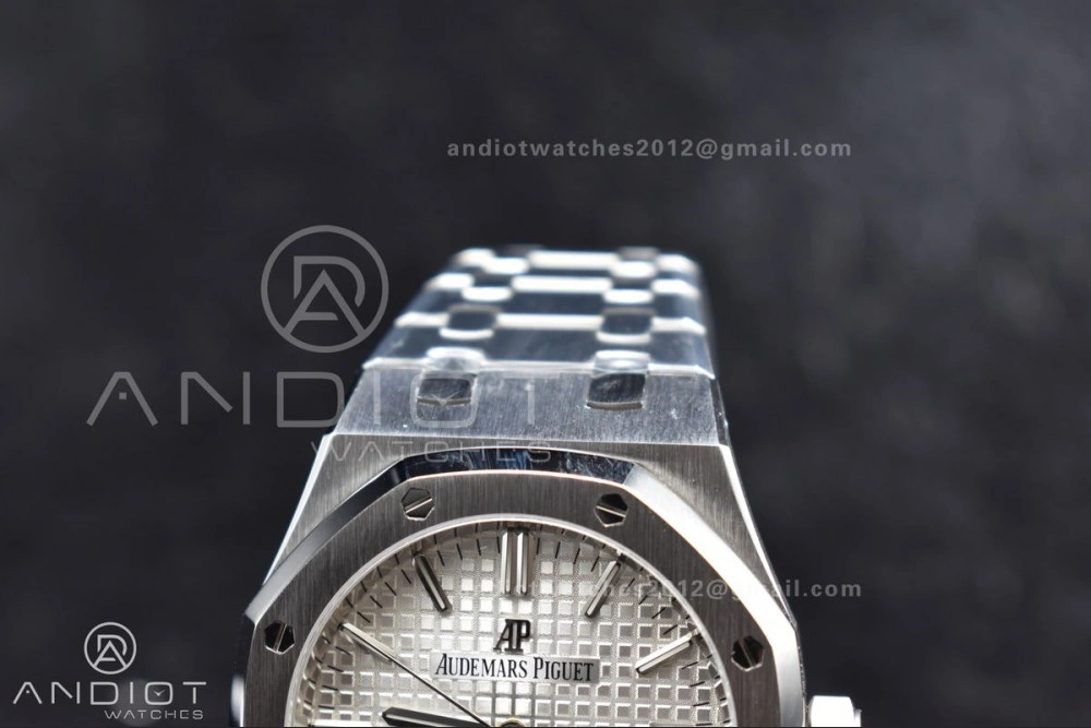 Royal Oak 37mm 15450 SS ZF 1:1 Best Edition White Textured Dial on SS Bracelet SA3120 Super Clone