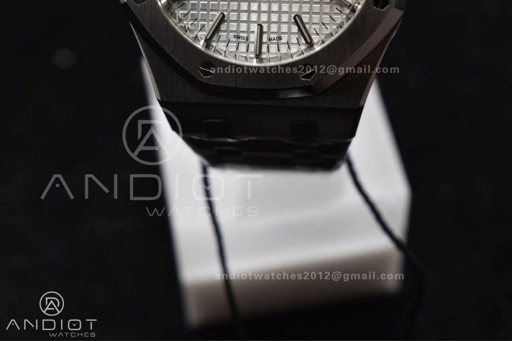 Royal Oak 37mm 15450 SS ZF 1:1 Best Edition White Textured Dial on SS Bracelet SA3120 Super Clone