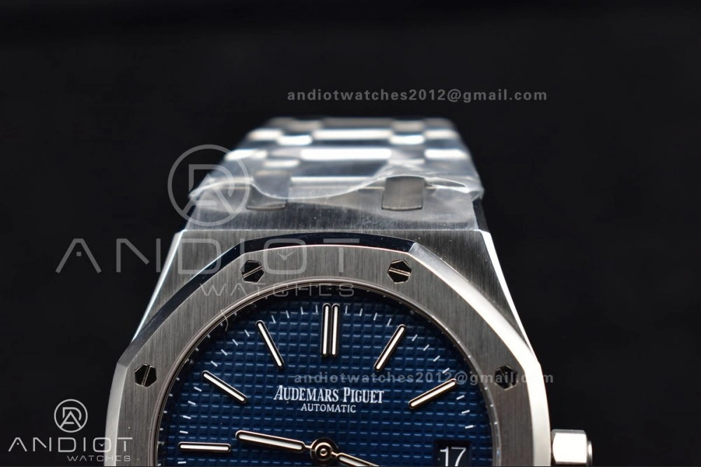 Royal Oak 39mm 15202 SS ZF 1:1 Best Edition Blue Textured Dial on SS Bracelet A2121