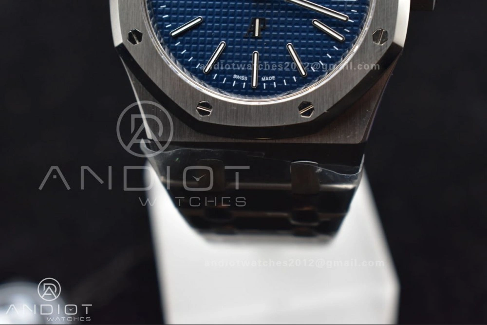 Royal Oak 39mm 15202 SS ZF 1:1 Best Edition Blue Textured Dial on SS Bracelet A2121