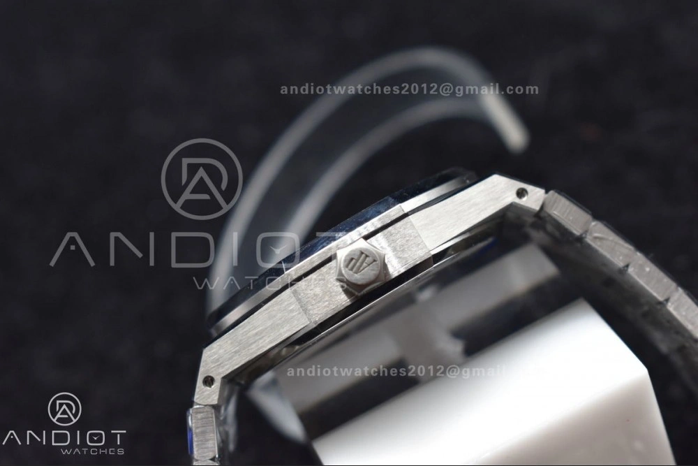 Royal Oak 41mm 15500 SS APSF 1:1 Best Edition White Textured Dial on SS Bracelet A4302 Super Clone