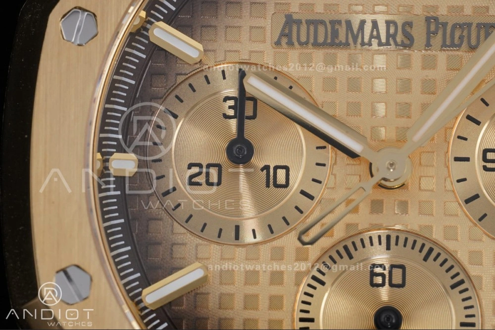 Royal Oak Chrono 26240 Frosted YG APSF 1:1 Best Edition YG Faded Dial on Bracelet SA4401 Super Clone