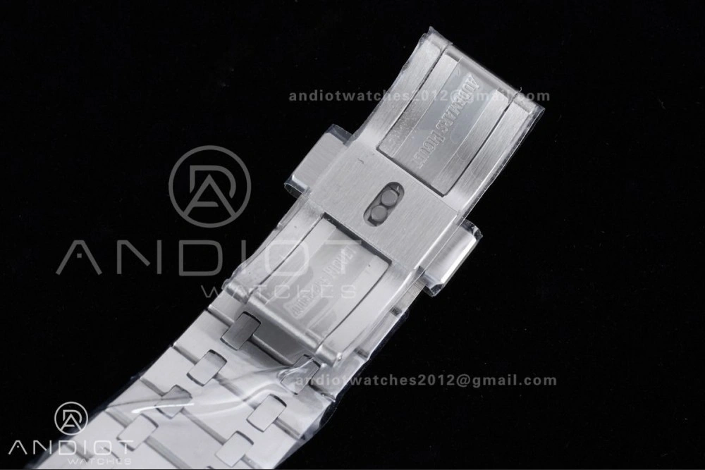 Royal Oak Chrono 26240 SS APSF 1:1 Best Edition White Dial on SS Bracelet SA4401 Super Clone