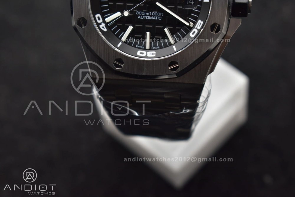 Royal Oak Offshore Diver 15703 APSF 1:1 Best Edition Black Dial on SS Bracelet SA3120 Super Clone