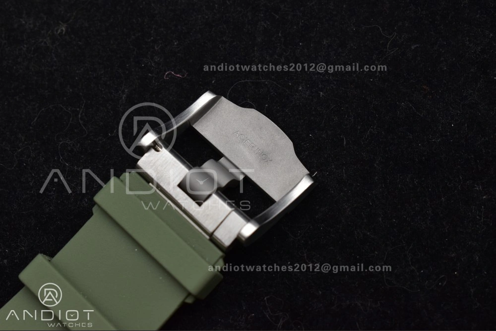 Royal Oak Offshore Diver 15720 SS APSF 1:1 Best Edition Green Dial on Green Rubber Strap A4308 Super Clone