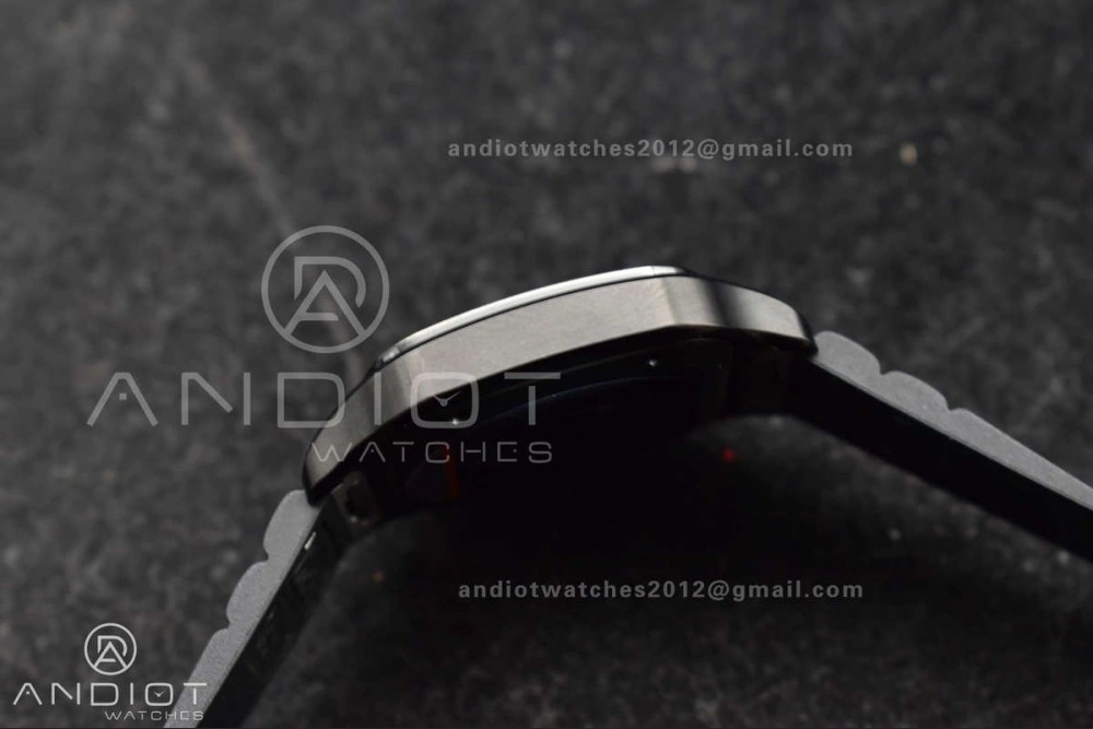 Santos de Cartier 40mm PVD BVF 1:1 Best Edition Black Dial on Rubber Strap MIYOTA 9019