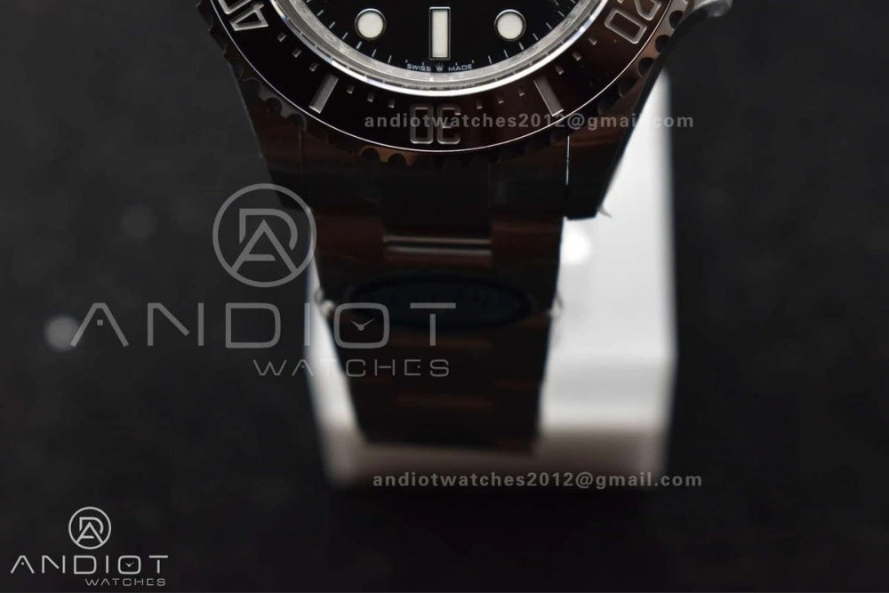 Sea-Dweller 126600 Clean 1:1 Best Edition 904L SS Case and Bracelet VR3235