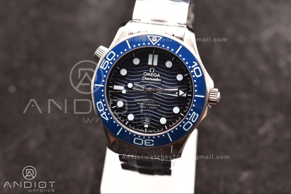 Seamaster 300 VSF 1:1 Best Edition Summer Blue Dial on SS Bracelet A8800