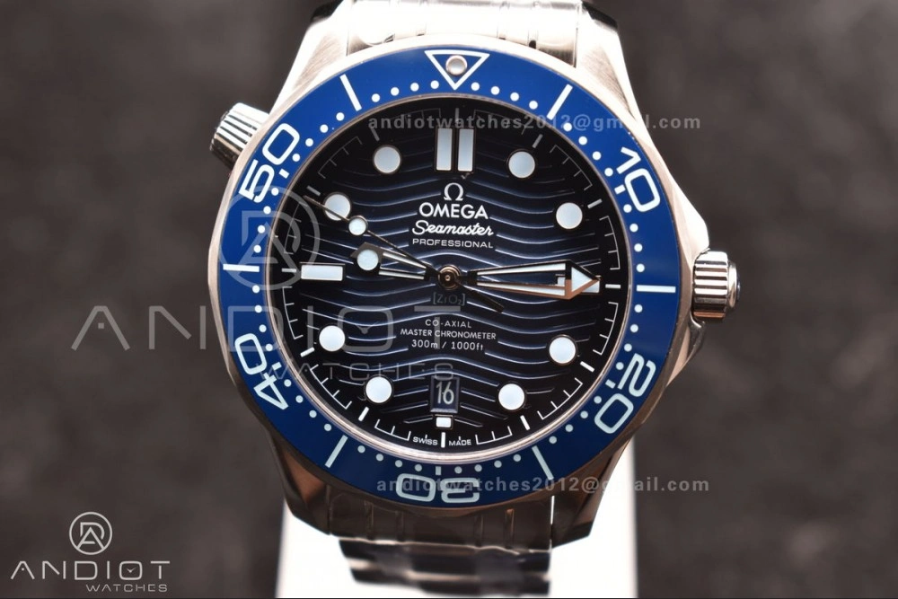 Seamaster 300 VSF 1:1 Best Edition Summer Blue Dial on SS Bracelet A8800