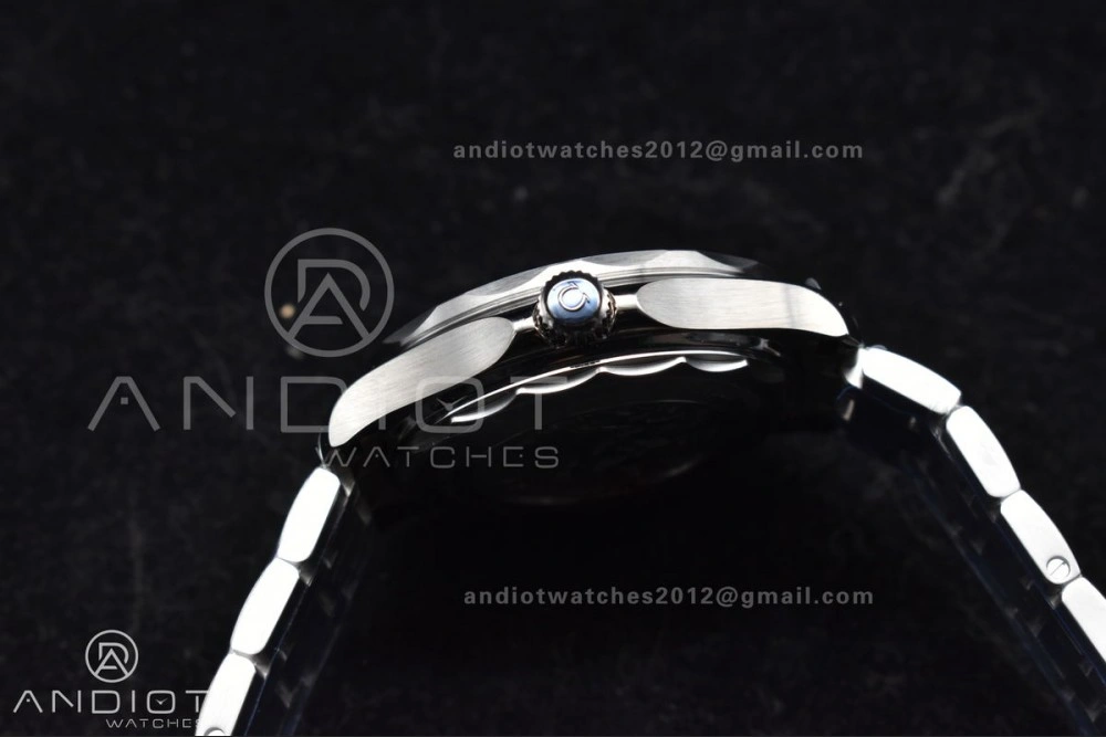 Seamaster 300 VSF 1:1 Best Edition Summer Blue Dial on SS Bracelet A8800