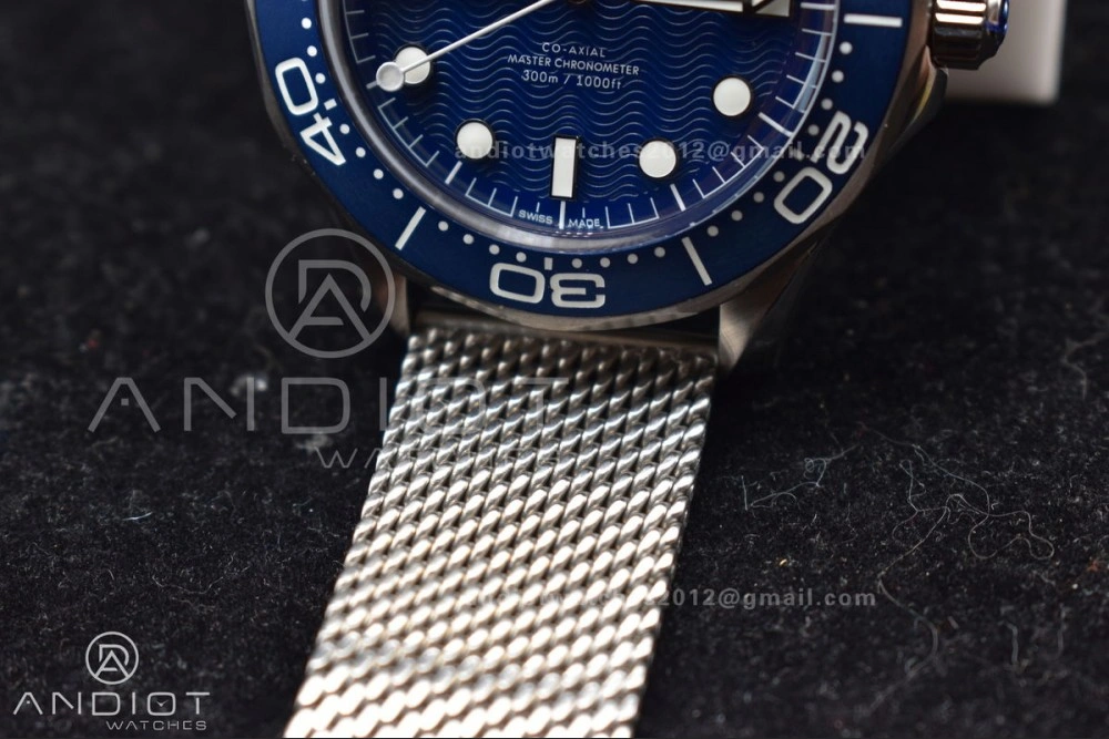 Seamaster 300M 42mm James Bond 60th anniversary VSF Best Edition on Mesh Bracelet A8806