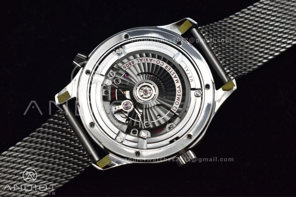 Seamaster 300M 42mm James Bond 60th anniversary VSF Best Edition on Mesh Bracelet A8806