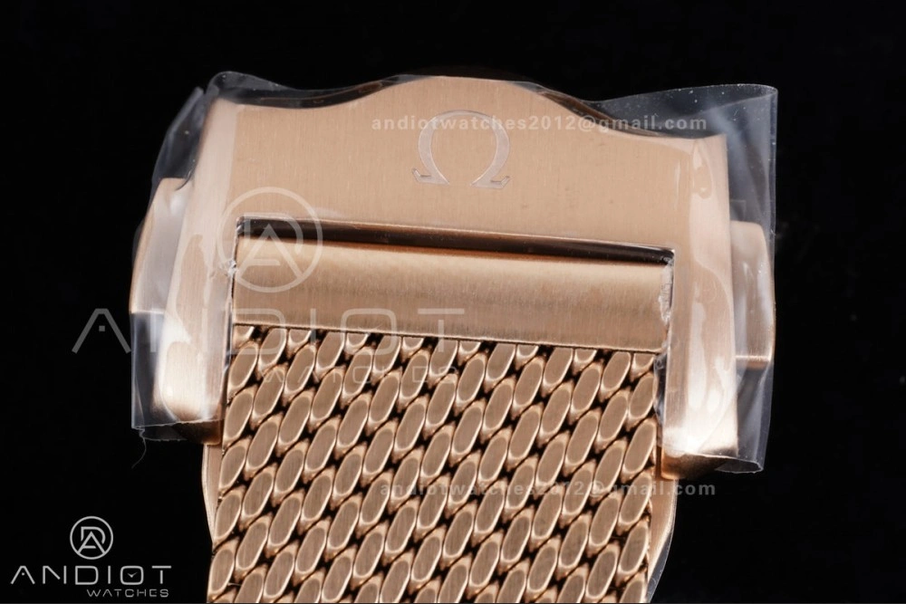 Seamaster 300M Diver Rose Gold VSF 1:1 Best Edition Black Dial on Mesh Bracelet A8806