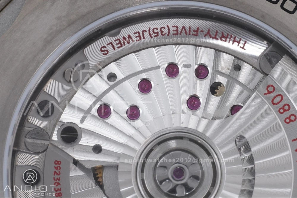 Seamaster 300M Diver Rose Gold VSF 1:1 Best Edition Green Dial on Mesh Bracelet A8806